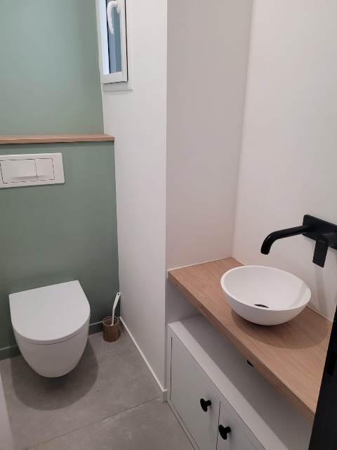 WC LAVE-MAINS